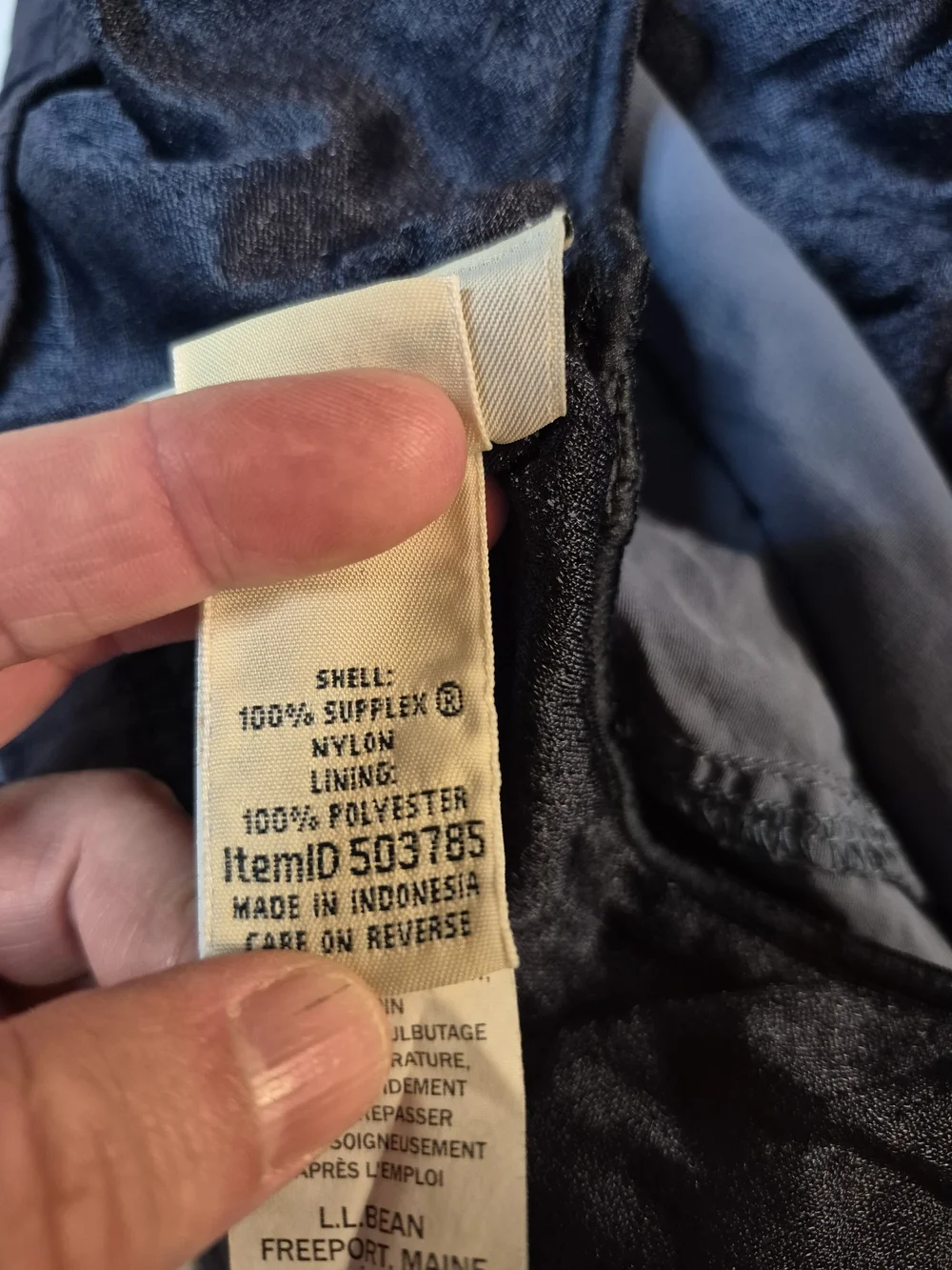 L.L. Bean Men's Blue Cargo Swim Shorts 4835